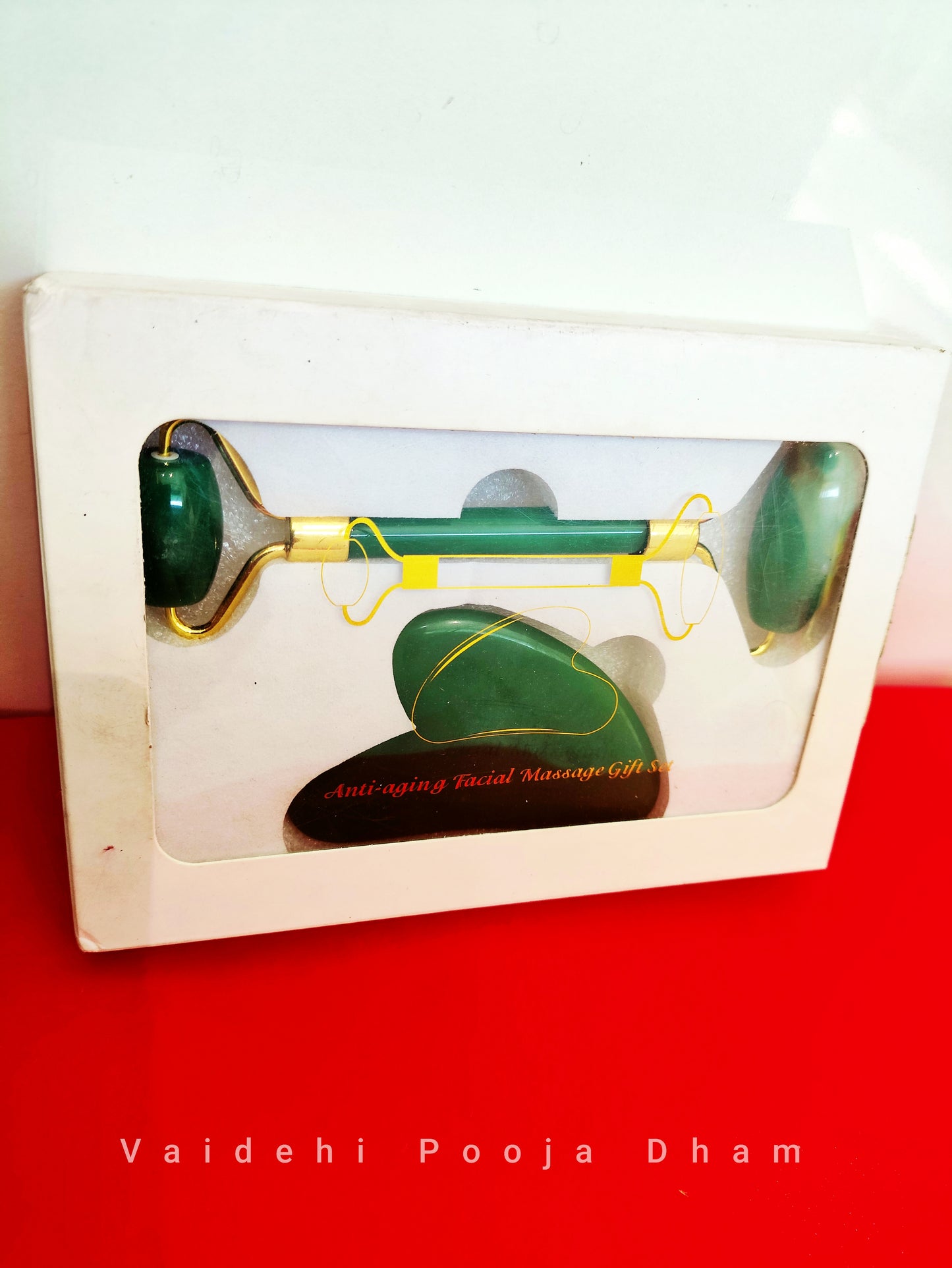 Green Jade Gua Sha & Face Roller Set β Natural Beauty & Healing Tool