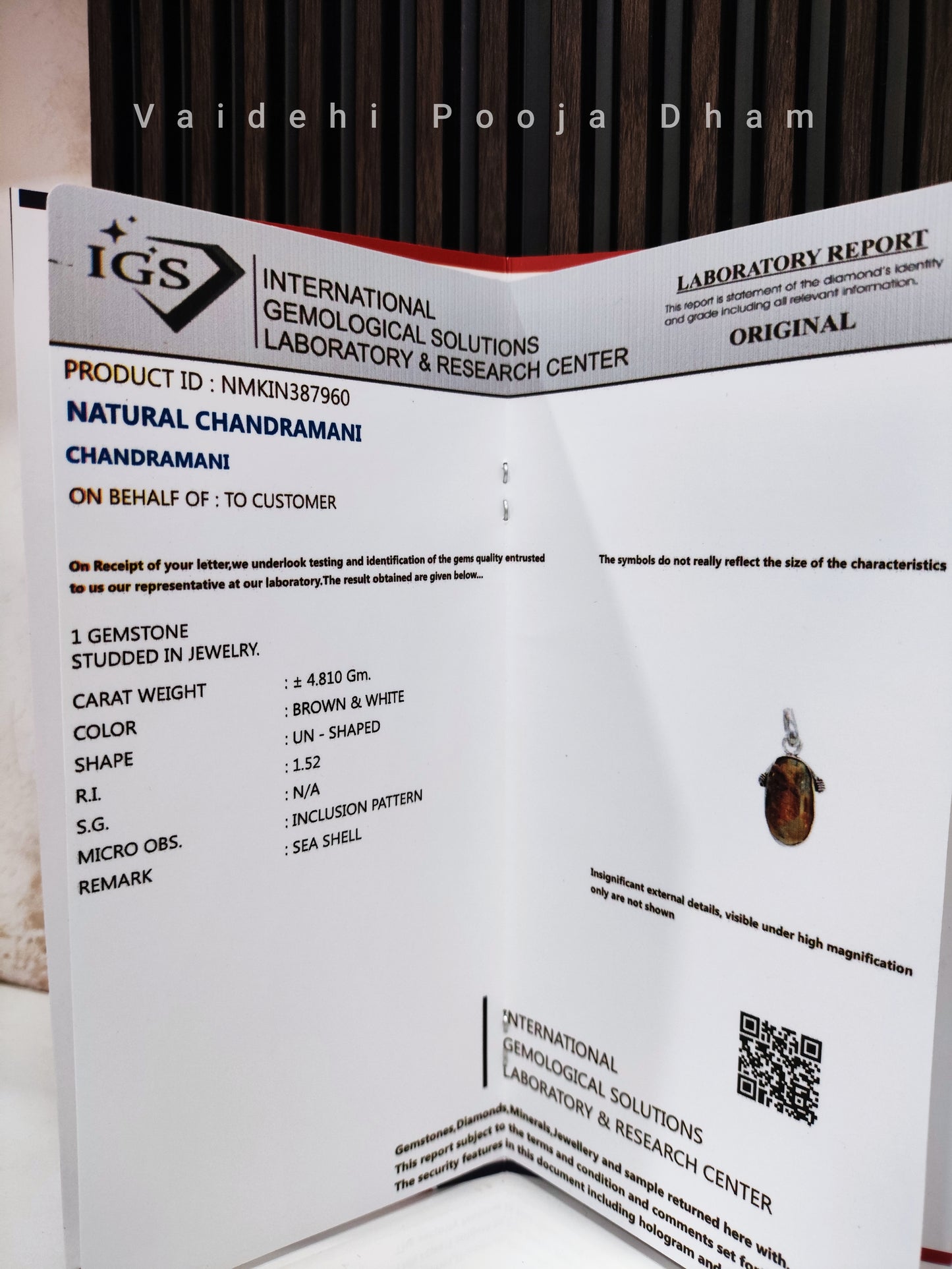 Chandra Mani (Natural Moonstone) in Silver Pendant with Lab Grading Test. Weight 24.05ct