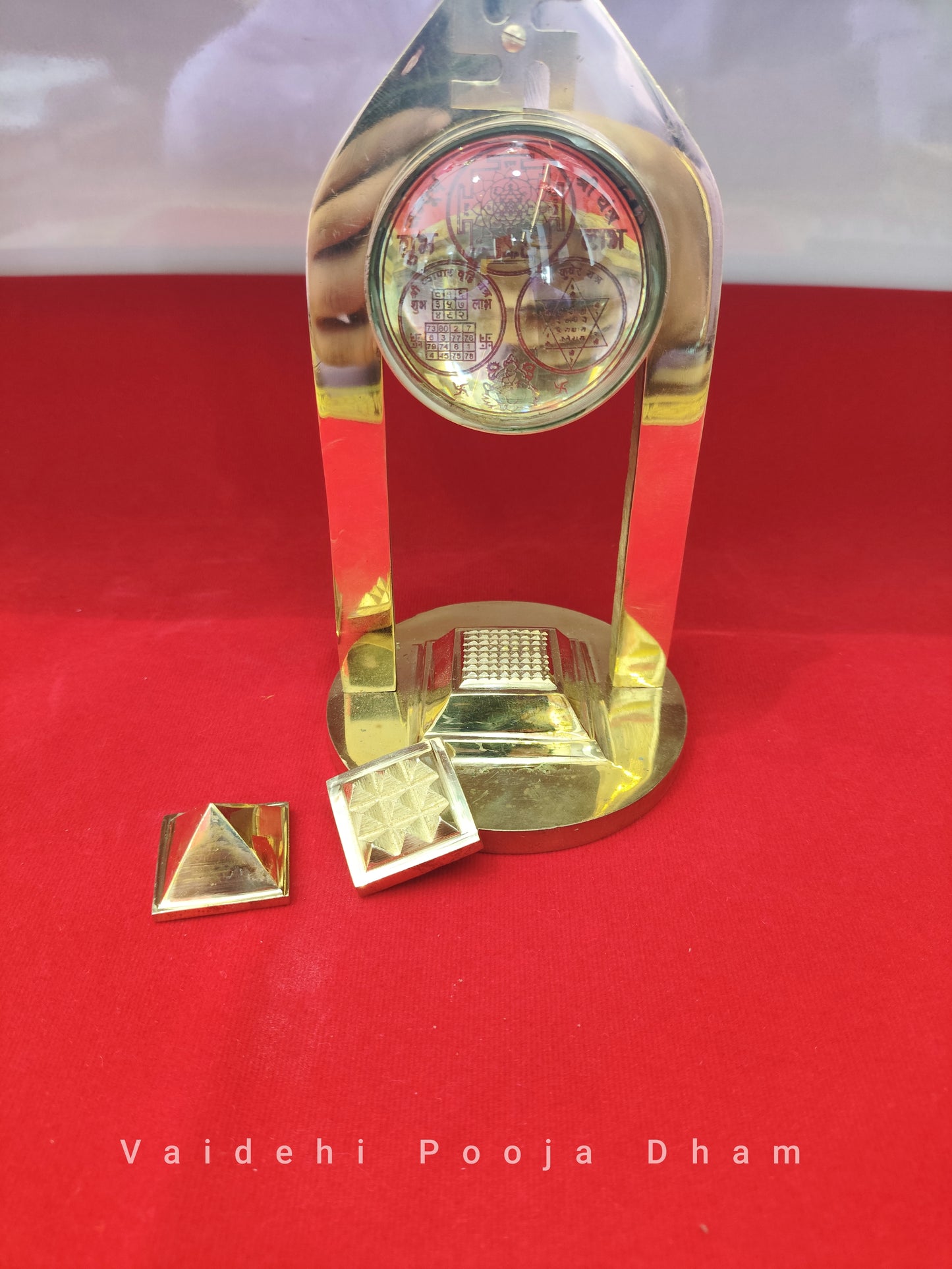 Vastu Dosh Nivaran Yantra Pyramid Mantra With Kuber & Vyapaar Yantra. Weight 500gms