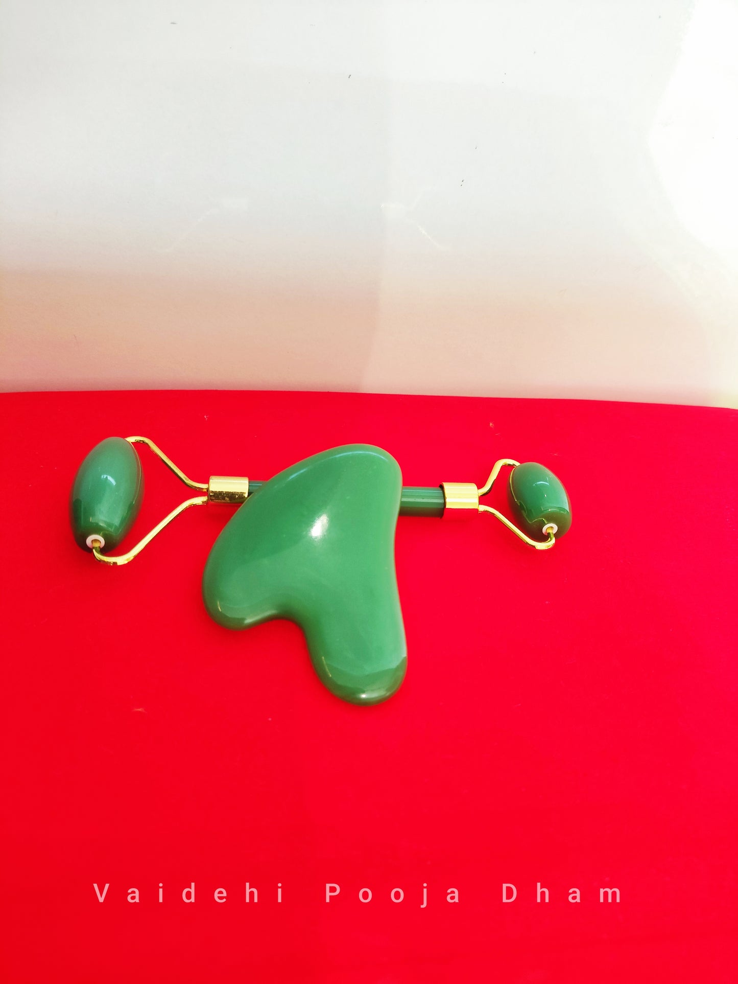 Green Jade Gua Sha & Face Roller Set – Natural Beauty & Healing Tool
