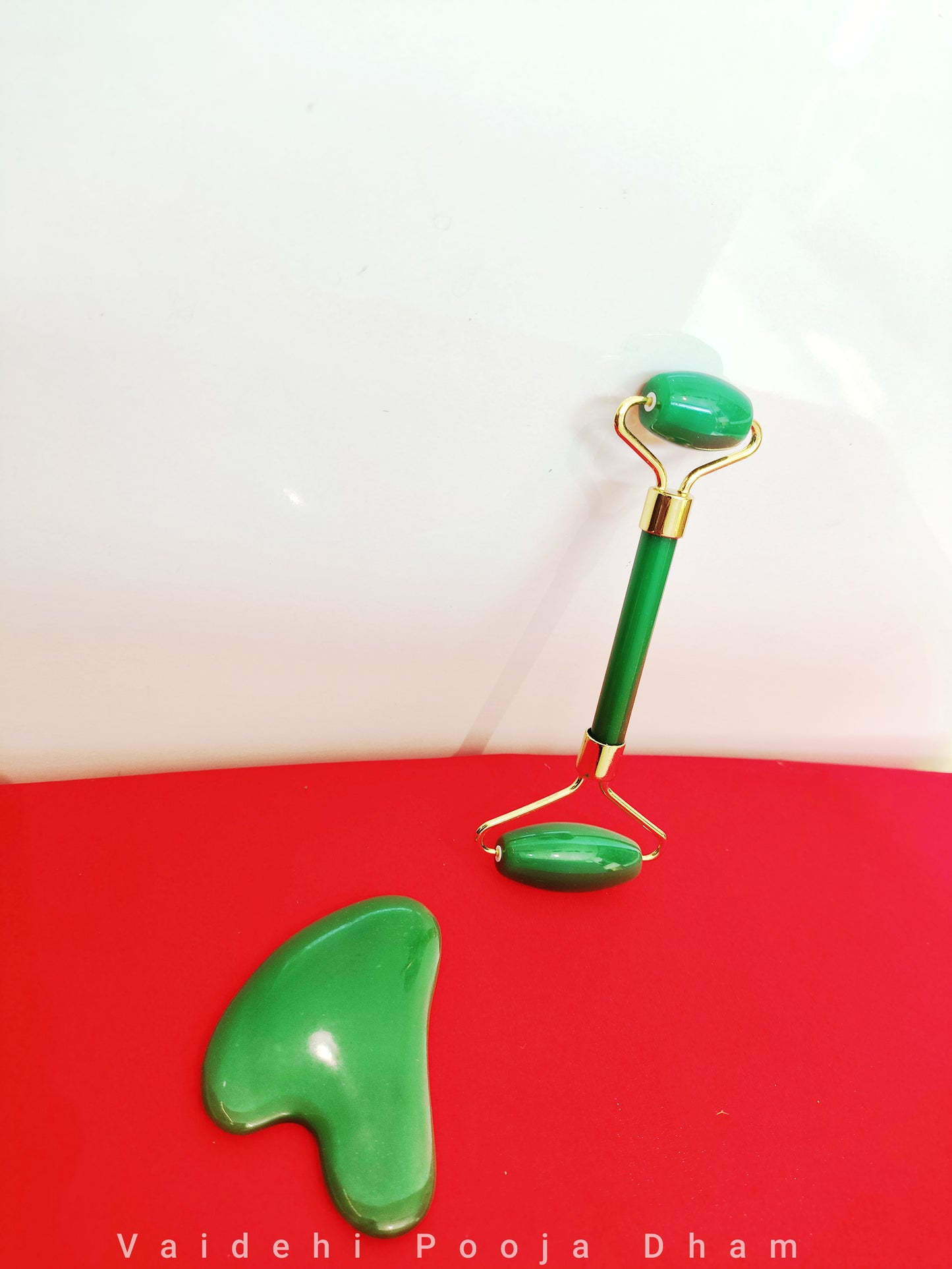 Green Jade Gua Sha & Face Roller Set – Natural Beauty & Healing Tool